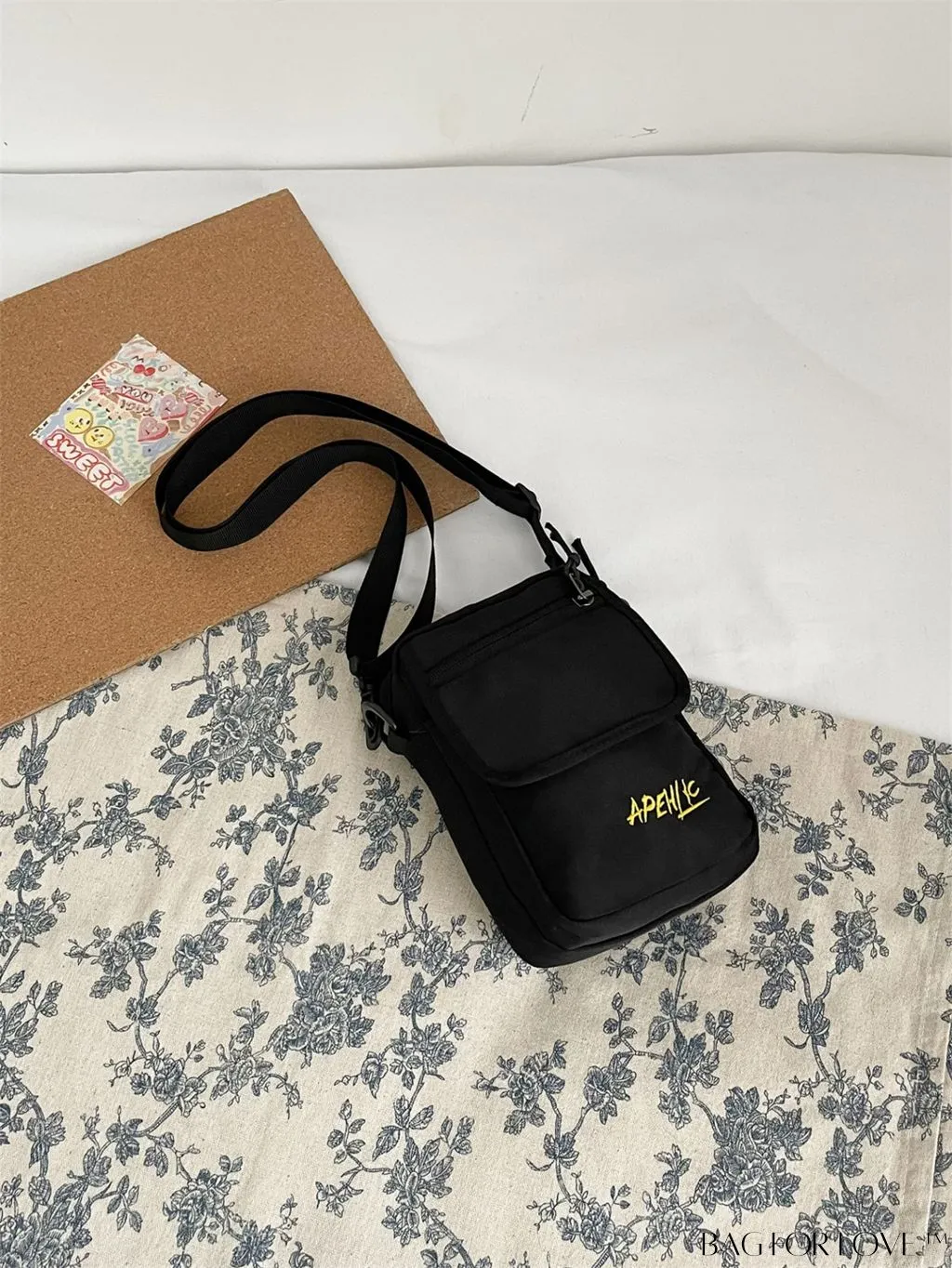 BagForLove - Oxford Canvas Crossbody Bag: Stylish and Functional Wallet for Students and Shopping