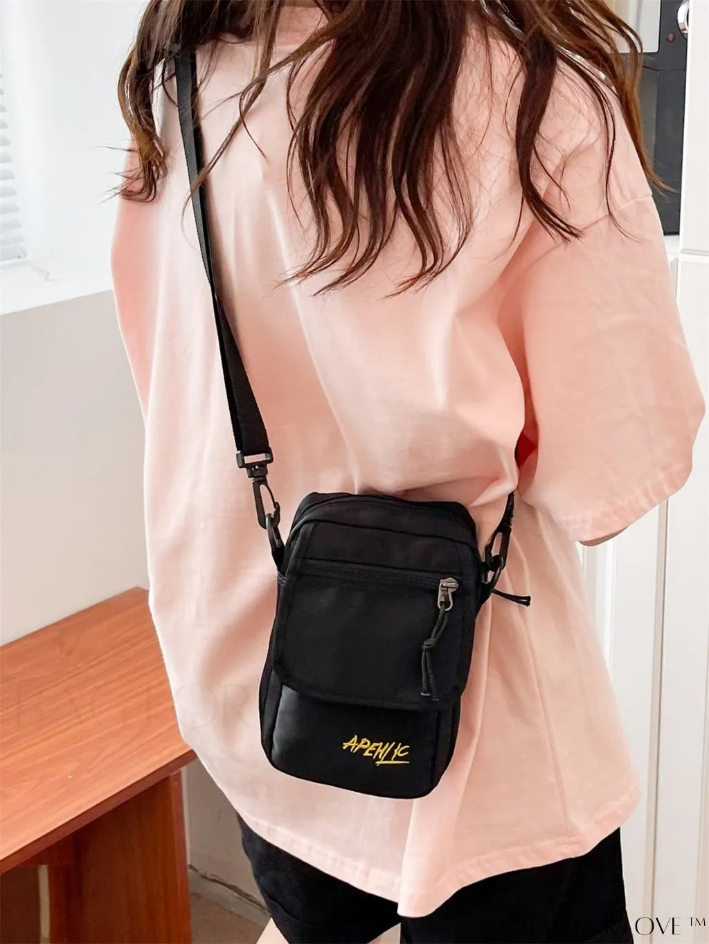 BagForLove - Oxford Canvas Crossbody Bag: Stylish and Functional Wallet for Students and Shopping