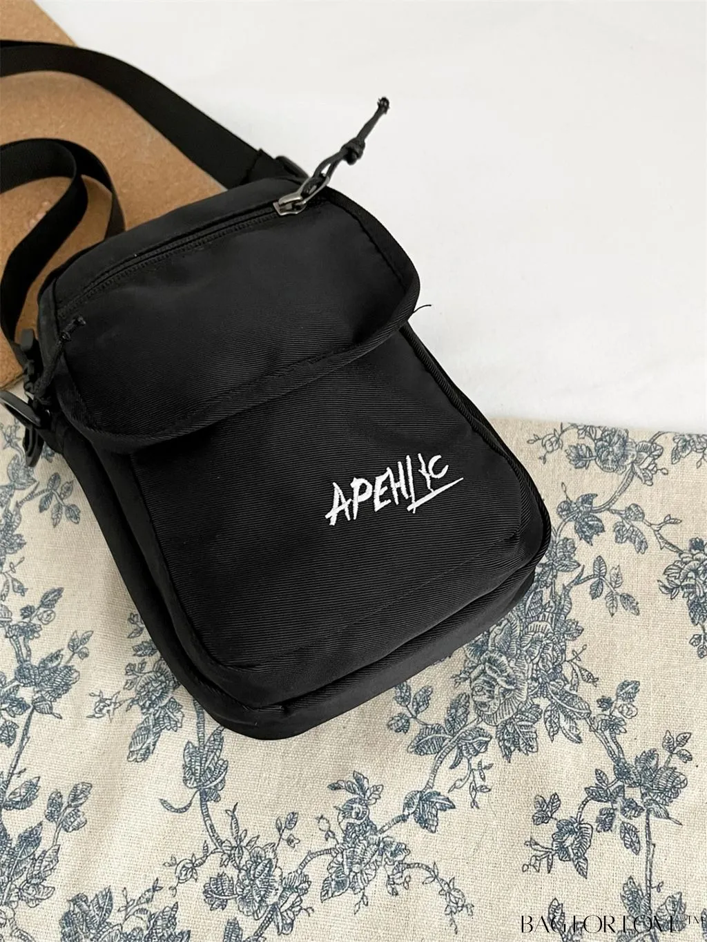 BagForLove - Oxford Canvas Crossbody Bag: Stylish and Functional Wallet for Students and Shopping