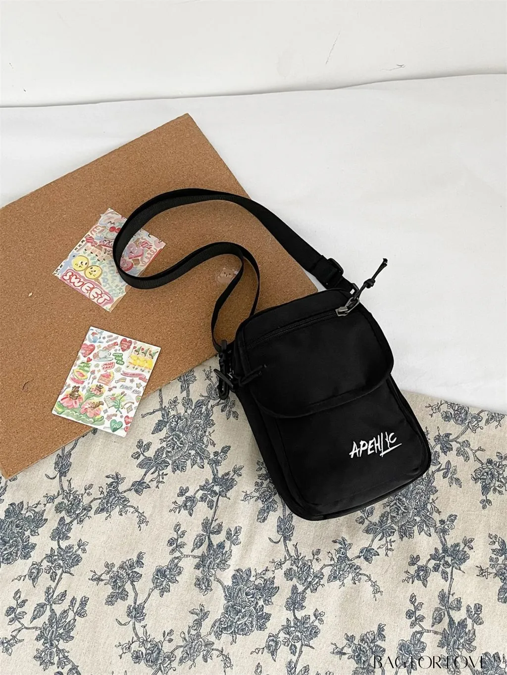 BagForLove - Oxford Canvas Crossbody Bag: Stylish and Functional Wallet for Students and Shopping