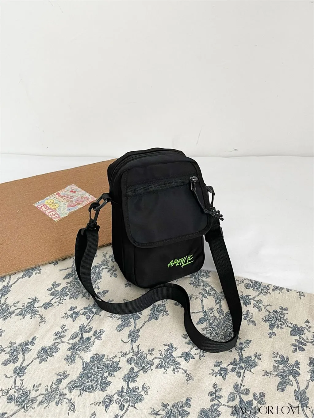 BagForLove - Oxford Canvas Crossbody Bag: Stylish and Functional Wallet for Students and Shopping