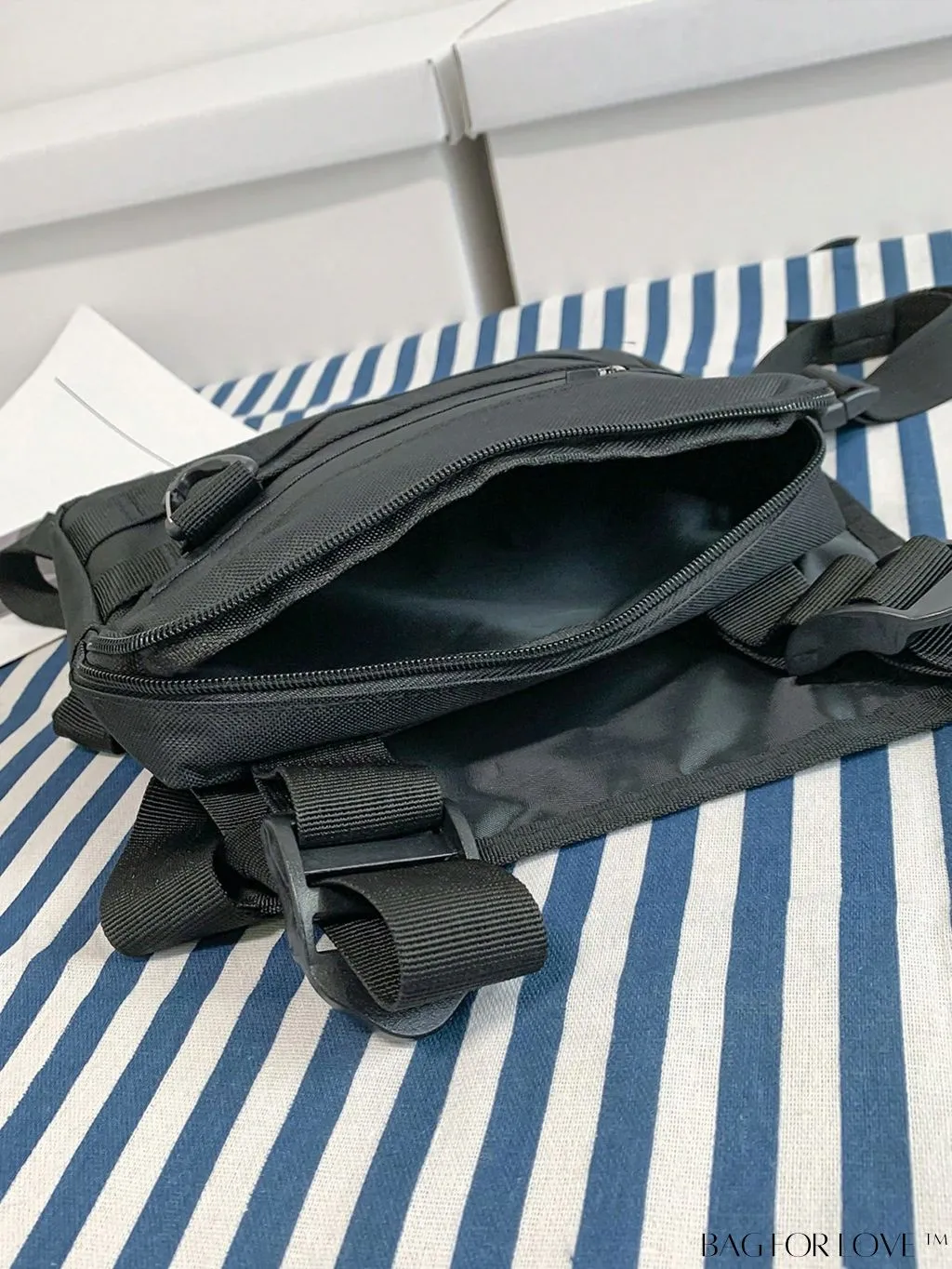 BagForLove - Versatile Chest Bag: Waterproof, Wear-Resistant Sling for Training - Multi-Functional Equipment