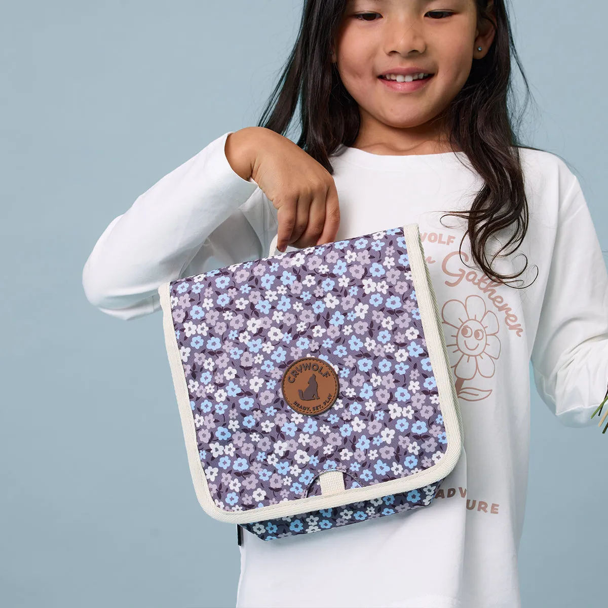 Crywolf Toiletry Bag (Flower Fields)
