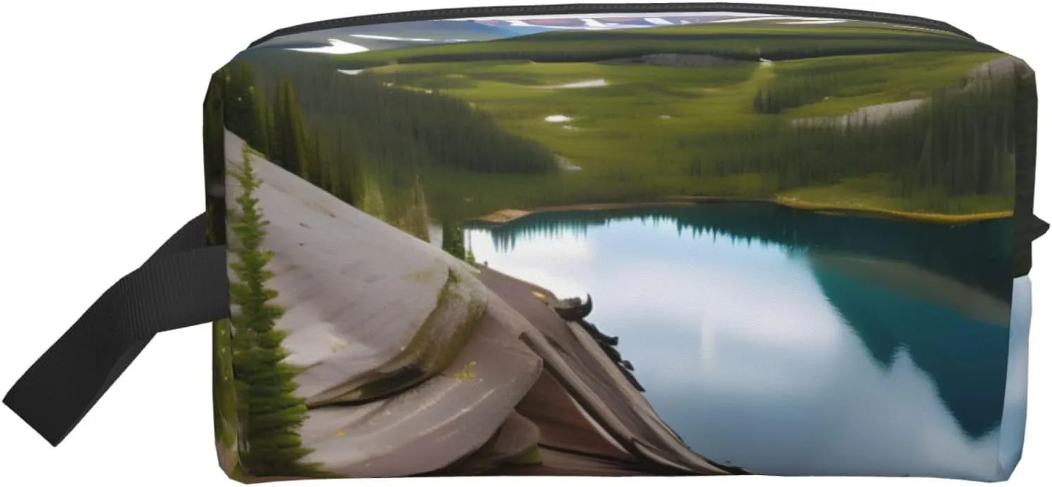 Glacier National Park Print Large Capacity Cosmetic Organizer for Women and Men Portable Travel Makeup Pouch