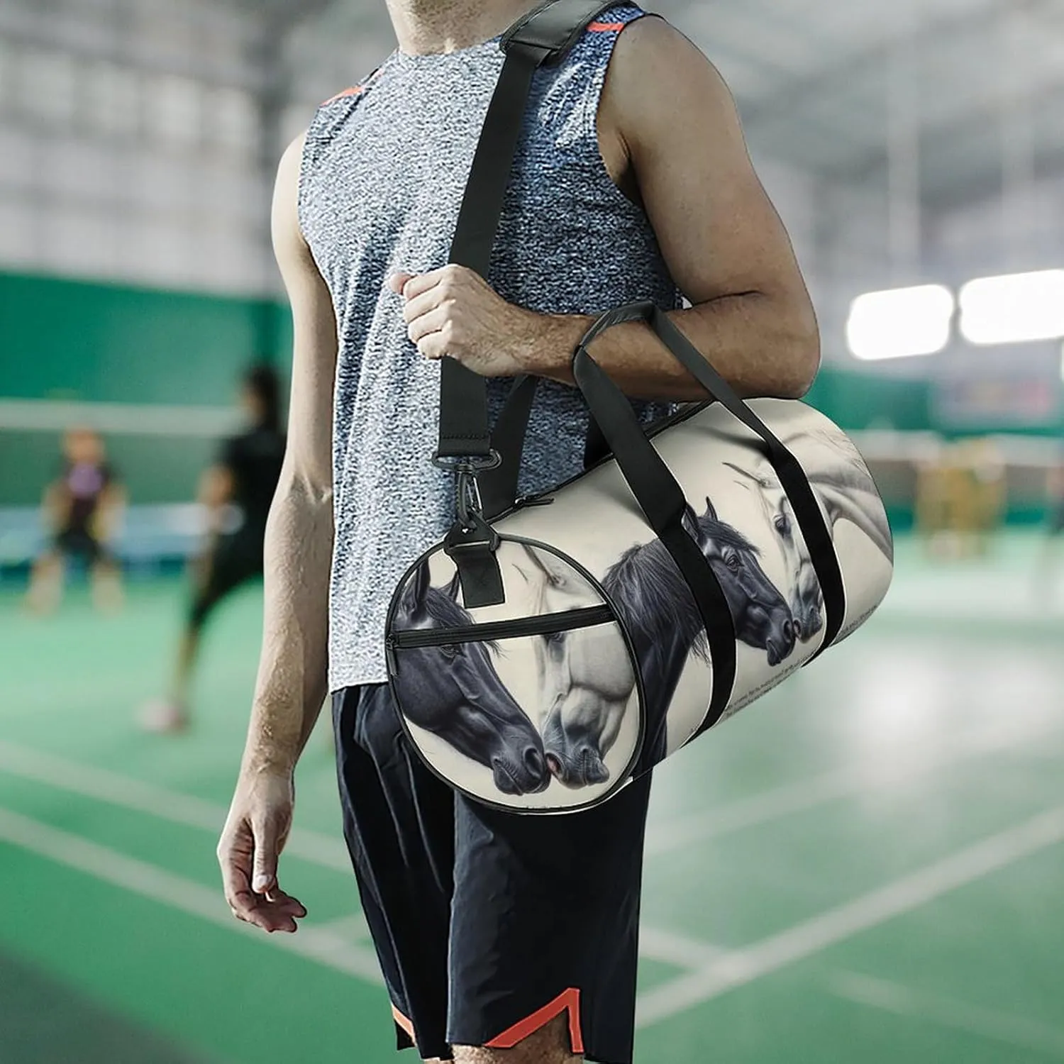 Gym Bag for Men Women Lightweight Sports Duffle Bag with Multiple Compartments Cylindrical Gym Bag for Fitness Travel And Outdoor Activities Ater Resistant Yoga Bag Training Bag Confrontation