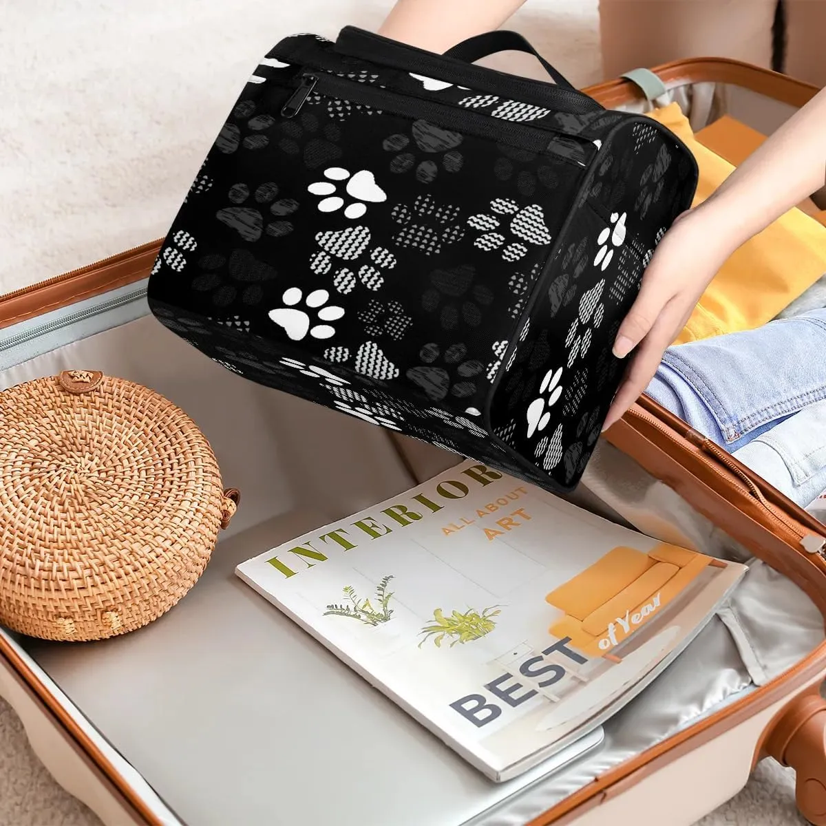 Hanging Toiletry Bag Cats and Dogs Paw for Women Girls, Cosmetic Makeup Bag with Multi Compartments, Portable Travel Bag Organizer Large for Toiletries Accessories