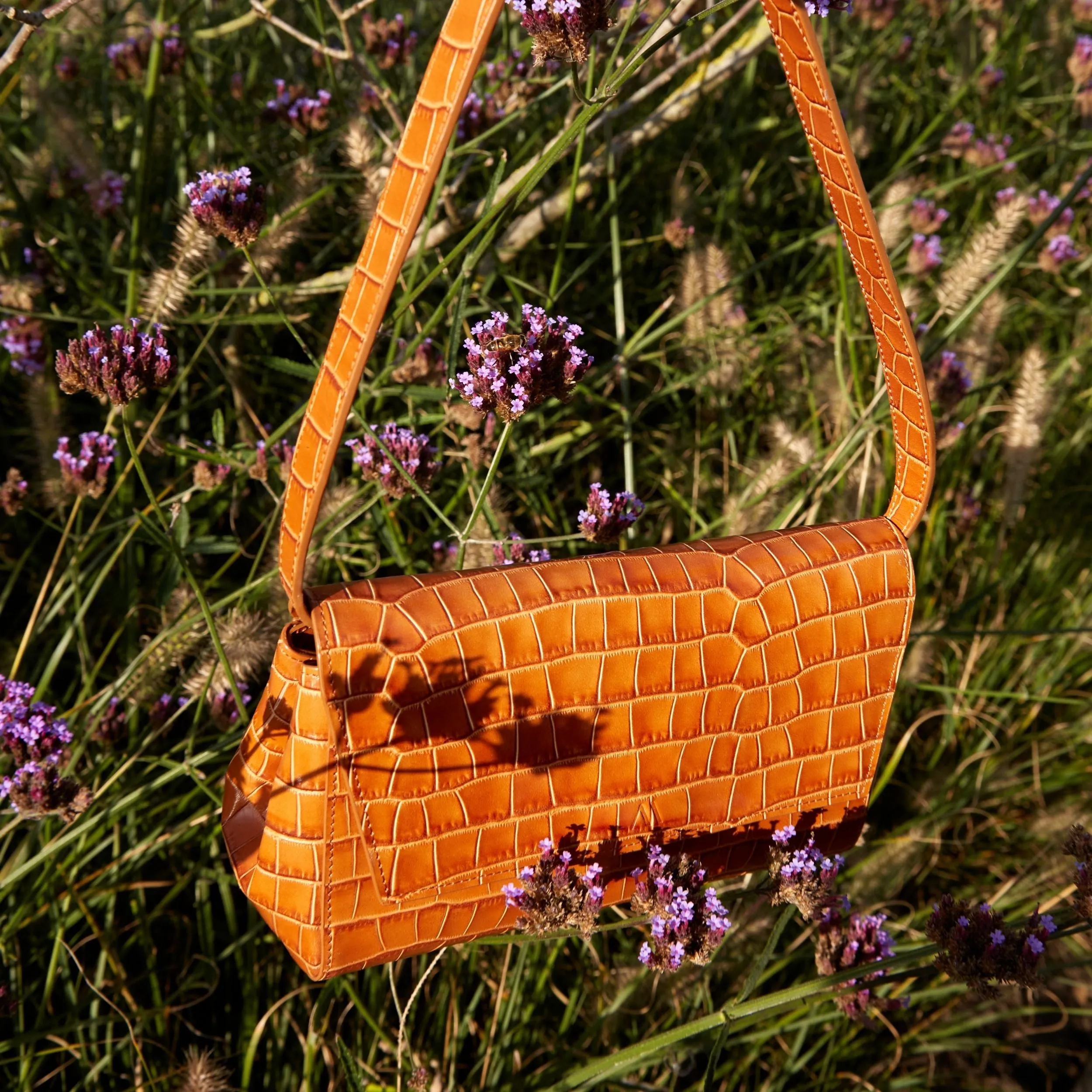 Ikon Clutch - croco toffee brown