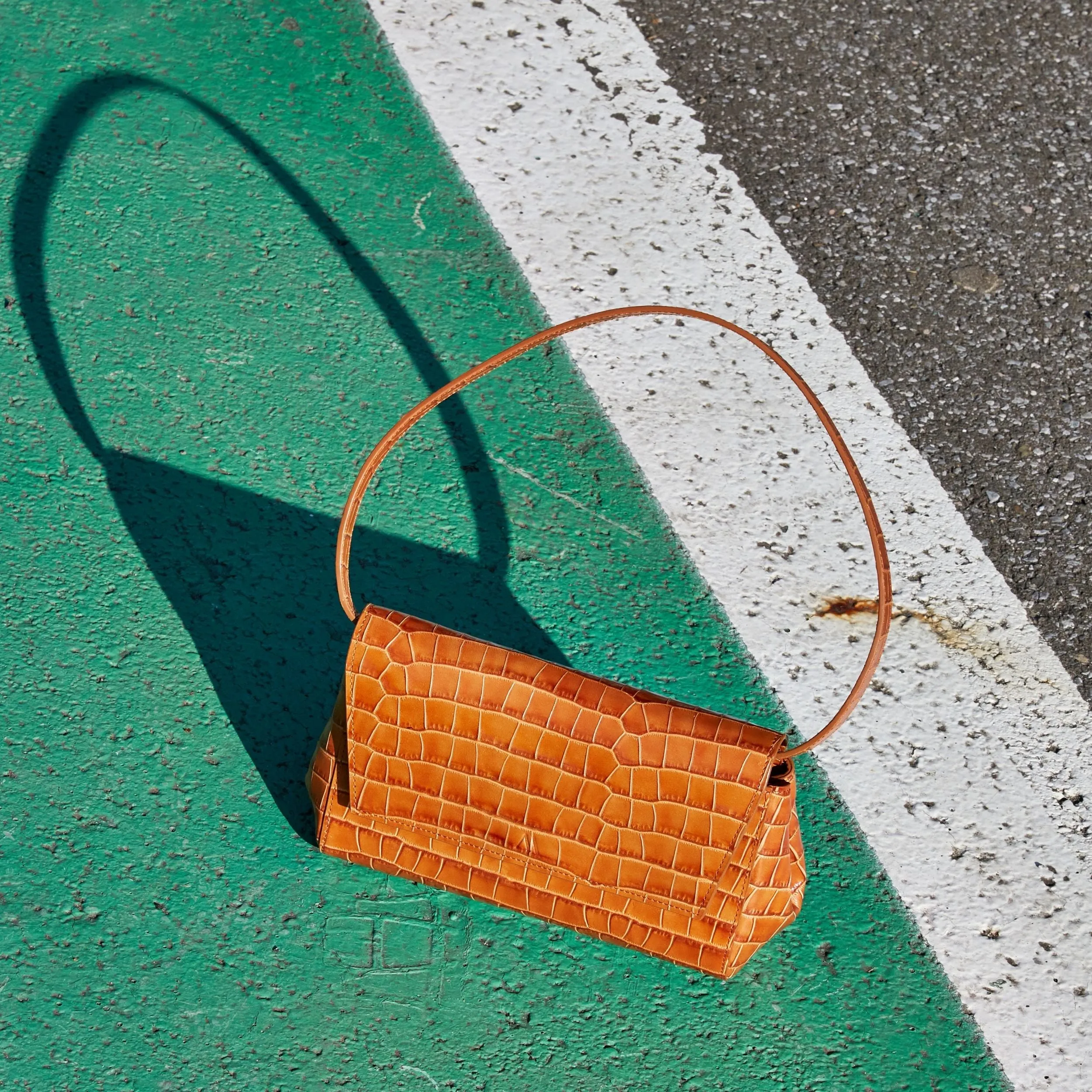 Ikon Clutch - croco toffee brown