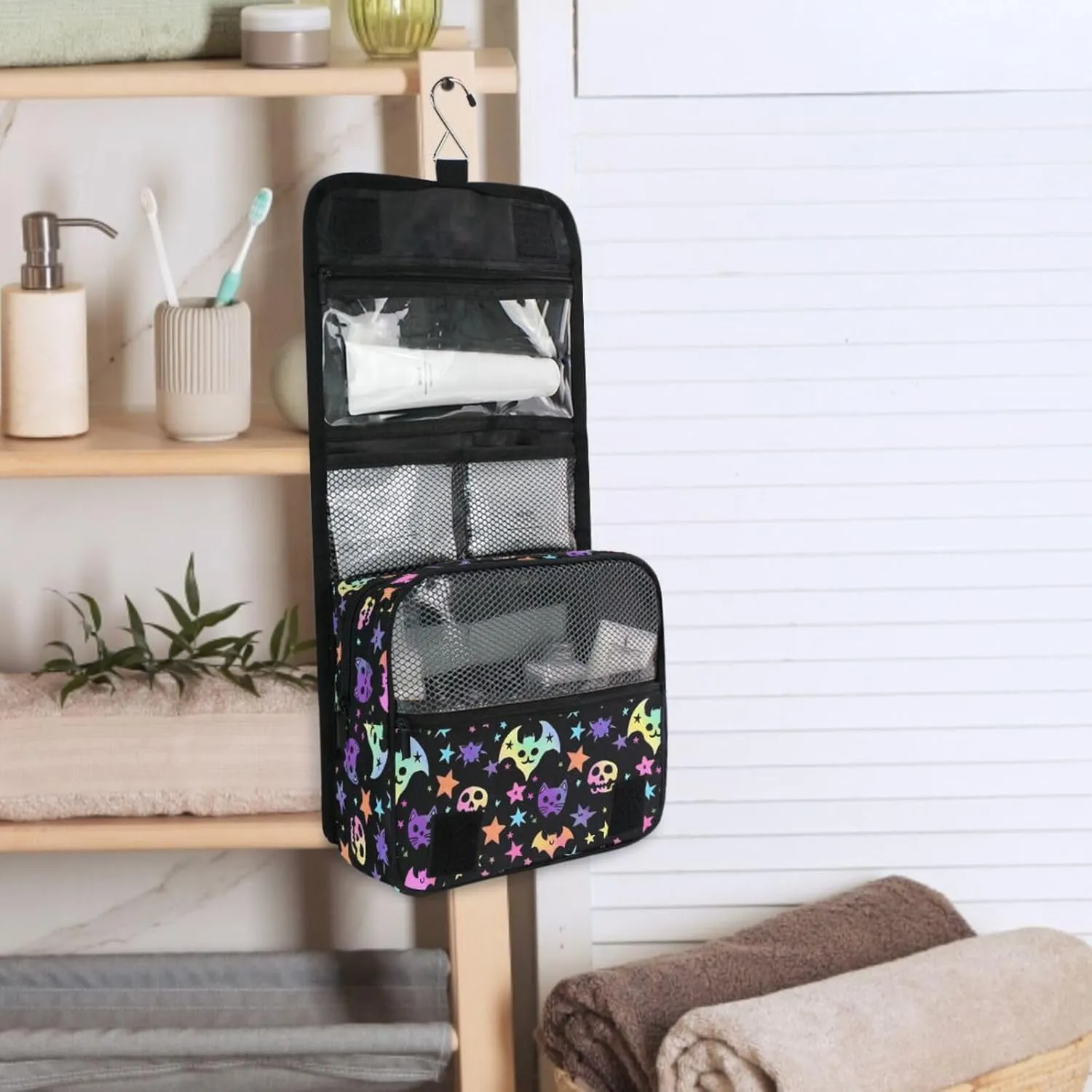 MNSRUU Hanging Toiletry Bag Bats and Stars Travel Makeup bag for Toiletries Portable Travel Toiletry Organizer Cosmetic Bags with Hanging Hook