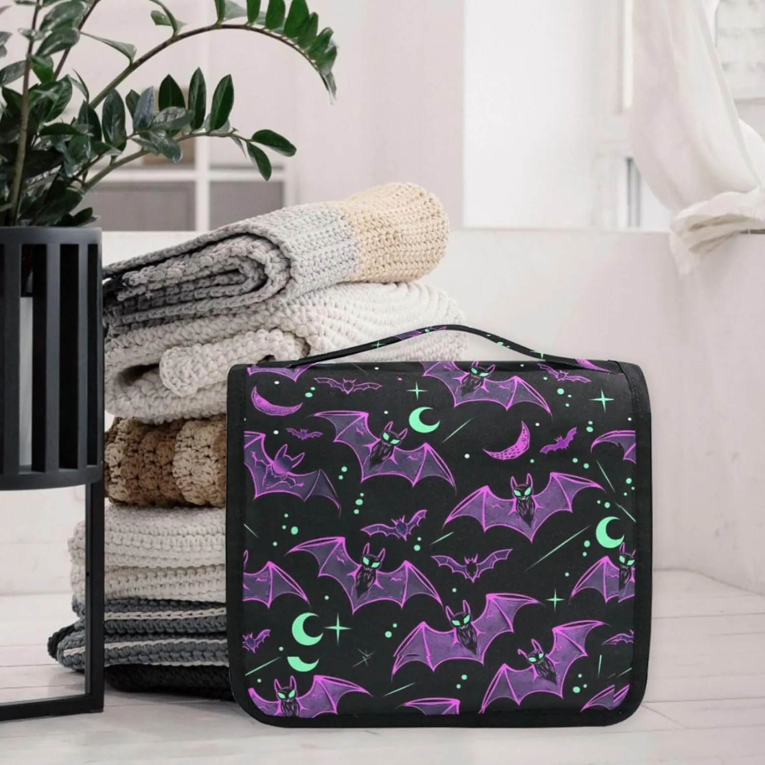 MNSRUU Hanging Toiletry Bag Neon Purple and Bats Stars and Moons Travel Makeup bag for Toiletries Portable Travel Toiletry Organizer Cosmetic Bags with Hanging Hook