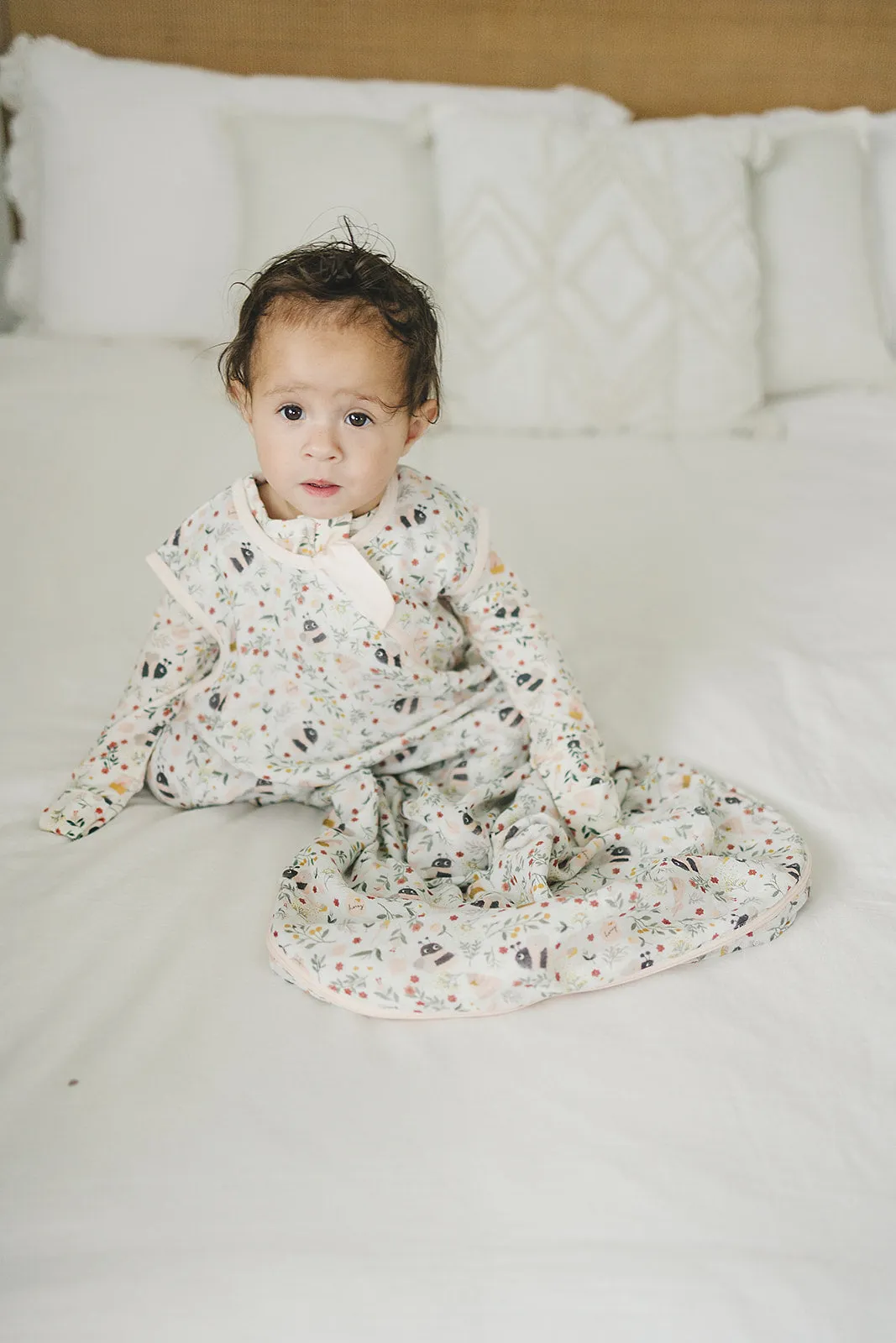 Muslin Lightweight Sleep Bag 0.5 TOG - Bumble Bees