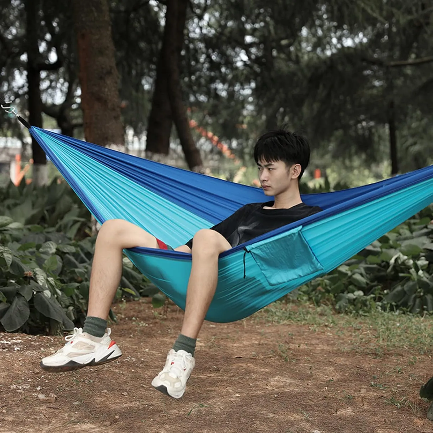 Outdoor Hammocks, Camping Hammock Double Portable Hammocks, Nylon Hammock with Tree Straps, for Outdoor Backpacking, Camping, Adventure (Red)