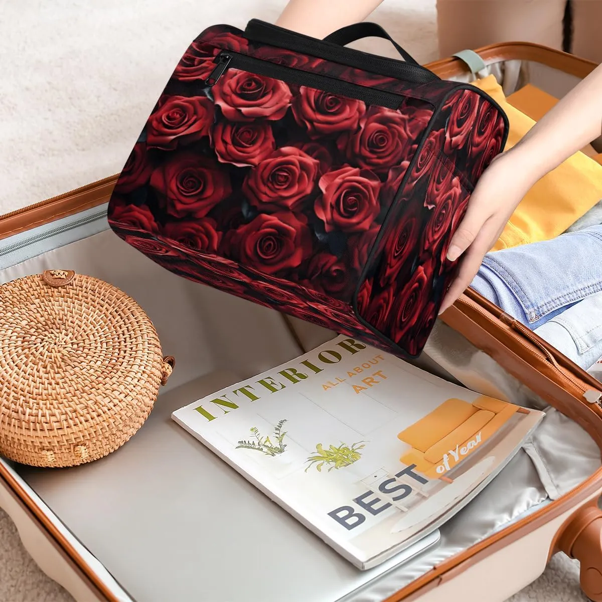 Red Rose Travel Makeup Bag Hanging Toiletry Bag for Women Make up Organizer Portable Cosmetic Bags with Dividers Inside