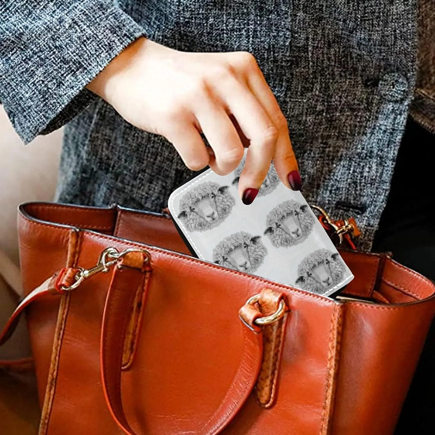 Sheep Portrait Black White Seamless Grey Credit Card Coin wallet, RFID Blocking Compact Women Leather Card Holder, Key Change Organizer, Zipper Purse Clutch Pouch Pocket