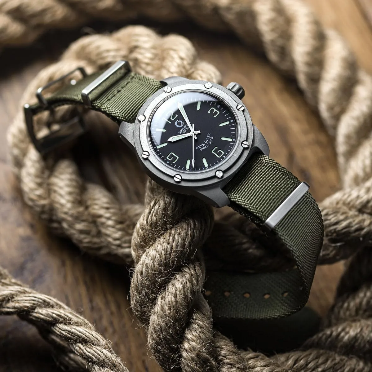 Swiss Quality Signature Military Nylon Watch Strap. Nylon Mens Replacement Watch Strap. Rugged, Quick-Drying and Secure Wristwatch Strap for Outdoor Activities - 18mm, 19mm, 20mm, 21mm, 22mm