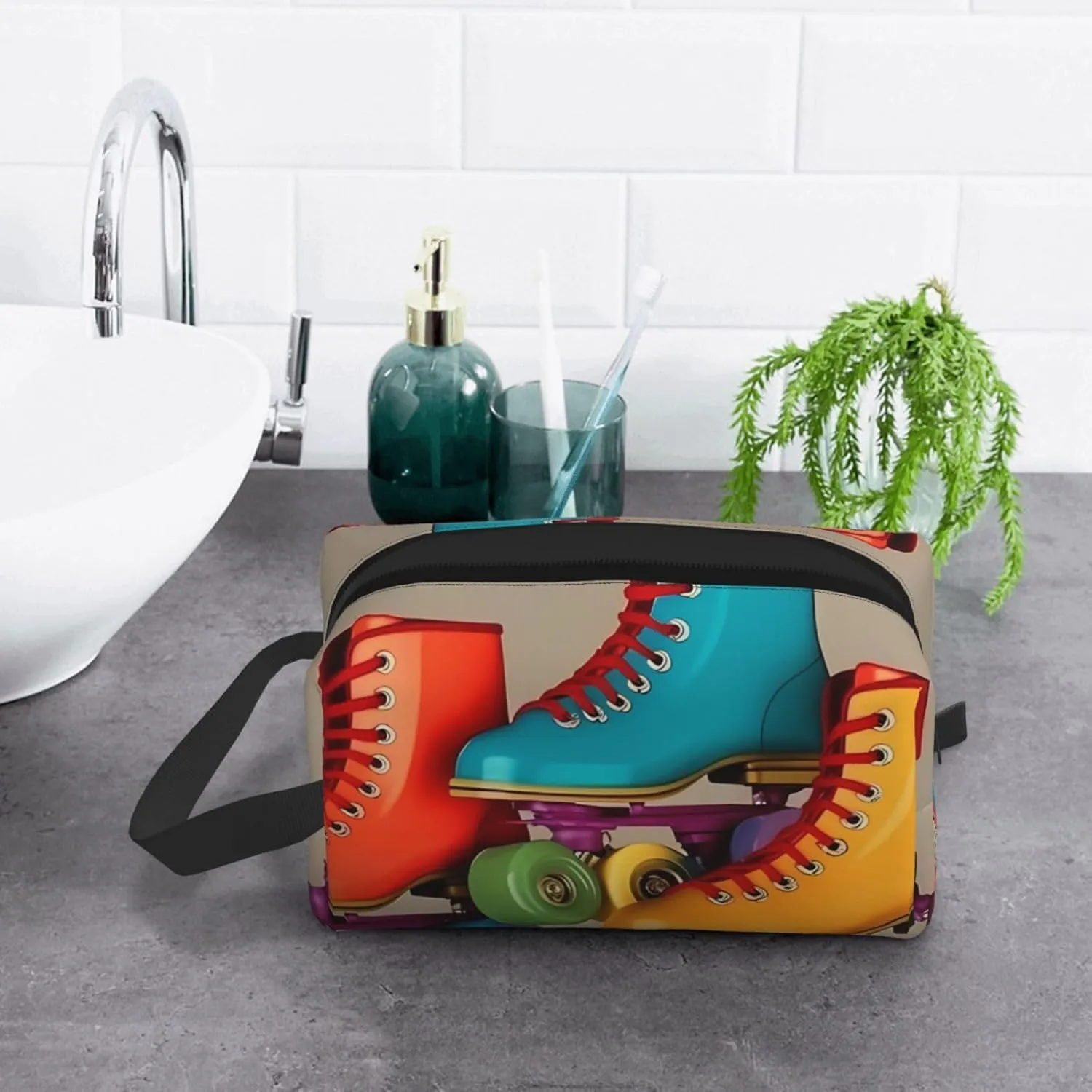 Toiletry Bag for Women Men Dopp Kit Travel Makeup Bag Make Up Organizers Cosmetic Bag Roller Skates Hanging Toiletry Bag Shaving Bag with Large Capacity for Travel