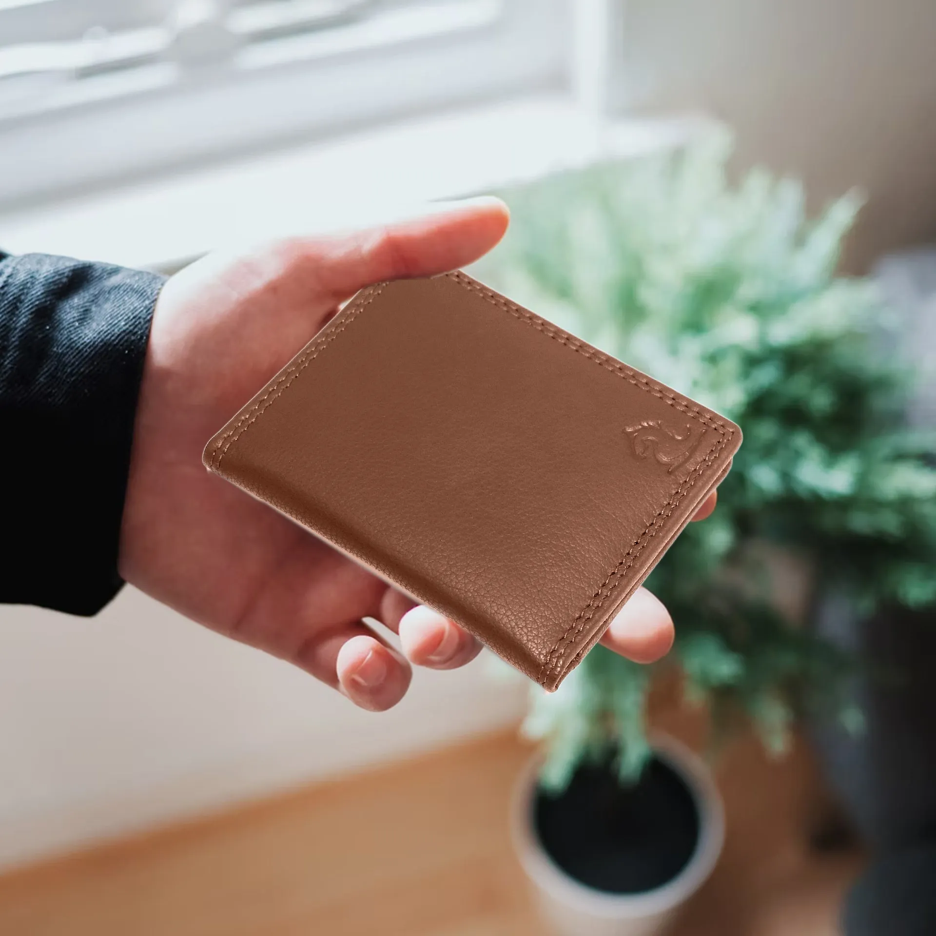 Ultimate Classic Leather Card Holder
