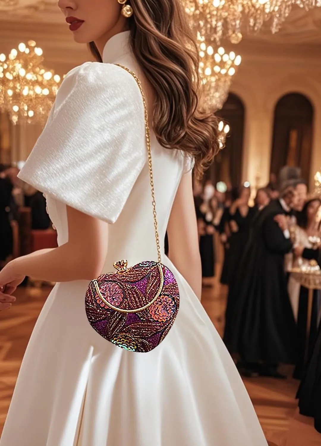 Womens Elegant Heart Type Evening Bag Shiny Rhinestone Clutch Purse Party Wedding Prom Handbag Chain Shoulder Bag