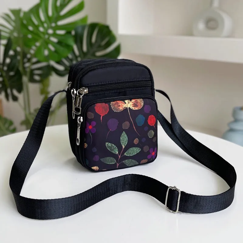 Women's Nylon Waterproof Oxford Cloth Korean Style Shoulder Bags