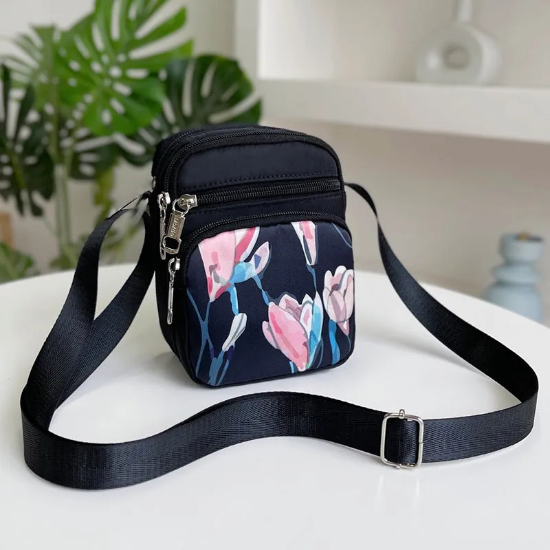 Women's Nylon Waterproof Oxford Cloth Korean Style Shoulder Bags